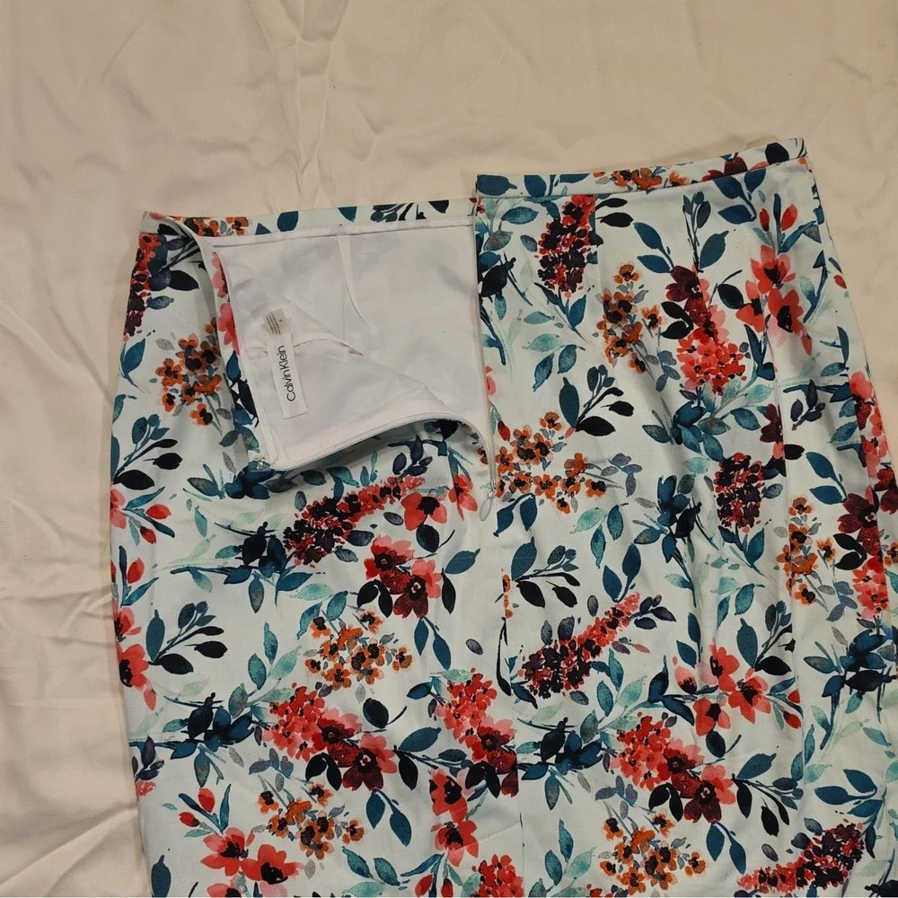 Calvin Klein Women's Floral Pencil Skirt Size 6 Knee Length Zip Multicolor #104